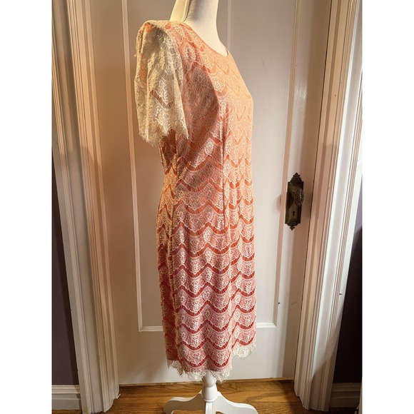 Antonio Melani Size 8 Intricate Lace Balayage Peaches and Creme Cocktail Dress - Picture 3 of 6
